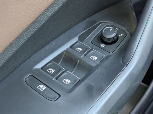 New 2026 Volkswagen Jetta SEL FWD image 23