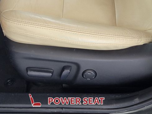 Used 2014 Toyota Avalon XLE Touring image 16