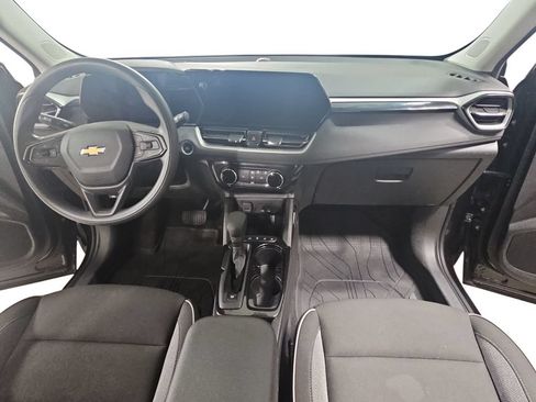 Certified 2024 Chevrolet TrailBlazer LT w/ Driver Confidence Package FWD image 11