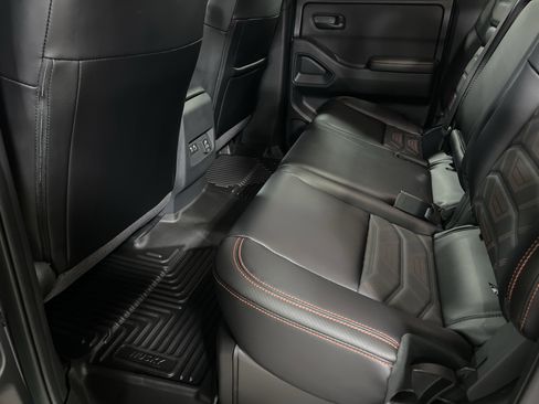 Used 2026 Nissan Frontier PRO-4X w/ Pro Premium Package image 15