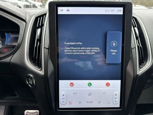Certified 2024 Ford Edge ST-Line AWD/4WD image 18