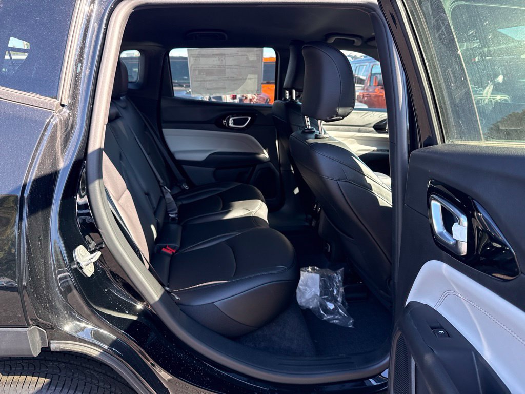 New 2026 Jeep Compass Limited AWD/4WD image 23