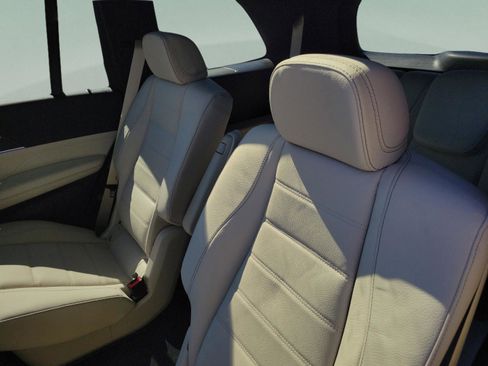 New 2026 Mercedes-Benz GLS 450 4MATIC image 6