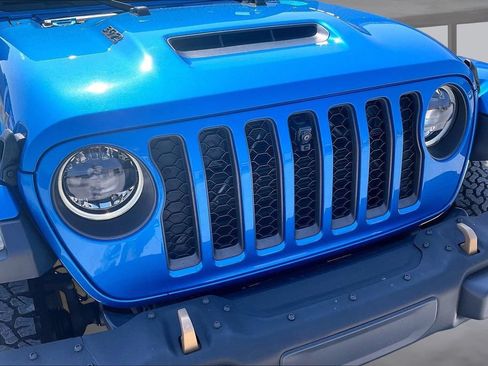 Used 2023 Jeep Wrangler Unlimited Rubicon 392 w/ Trailer Tow Package AWD/4WD image 29