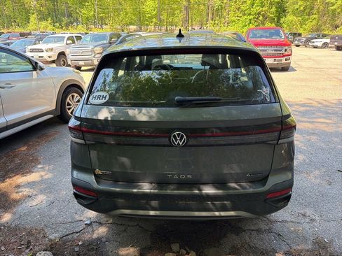 Used 2025 Volkswagen Taos S AWD/4WD image 3