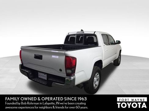 Used 2023 Toyota Tacoma SR5 RWD image 7