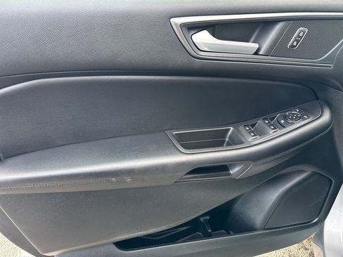 Used 2022 Ford Edge SE AWD/4WD image 14