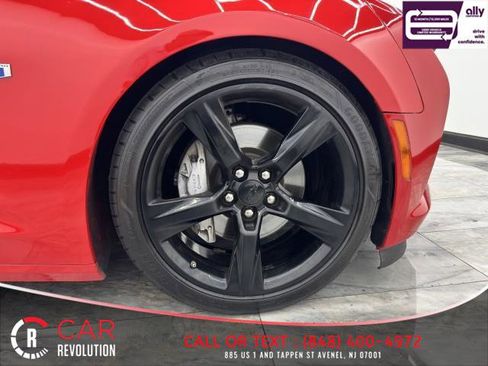 Used 2017 Chevrolet Camaro SS image 12