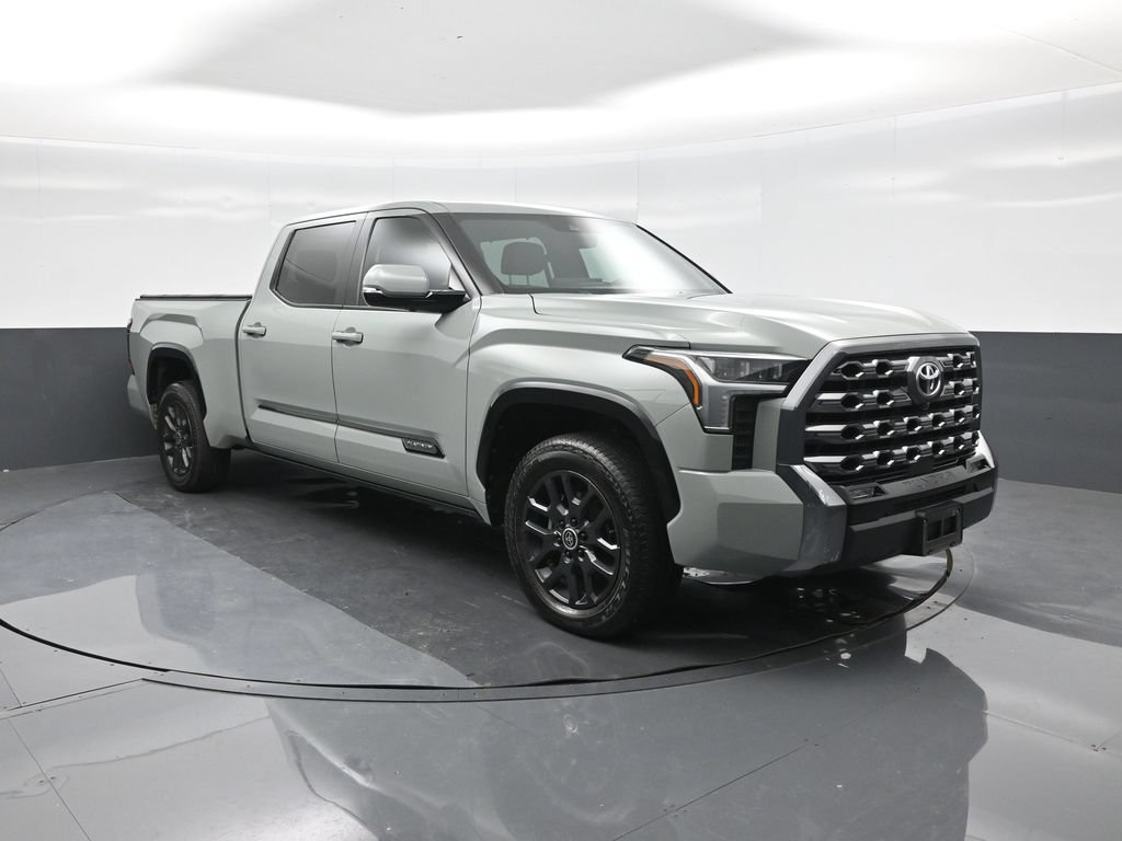 Used 2024 Toyota Tundra Platinum AWD/4WD image 22