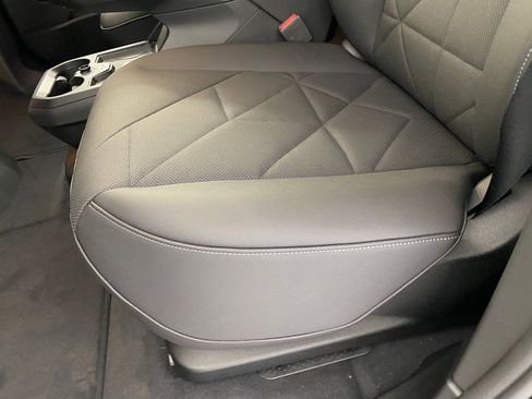 New 2026 BMW iX xDrive60 w/ Premium Package image 12