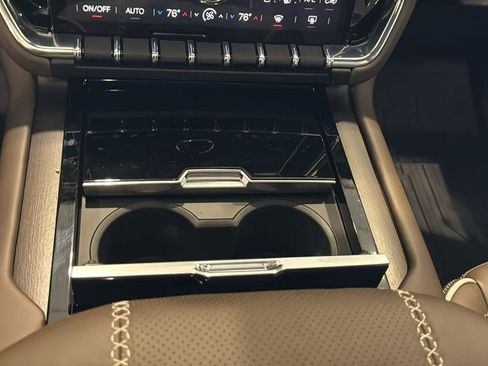 New 2026 GMC Yukon XL Denali Ultimate AWD/4WD image 30
