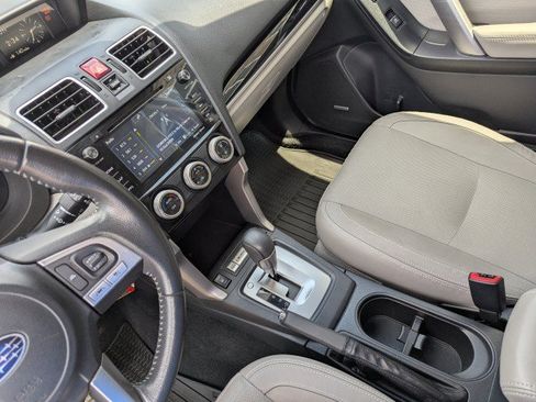 Used 2018 Subaru Forester 2.5i Limited AWD/4WD image 23