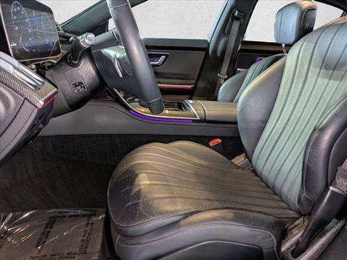 Certified 2022 Mercedes-Benz S 500 4MATIC image 18