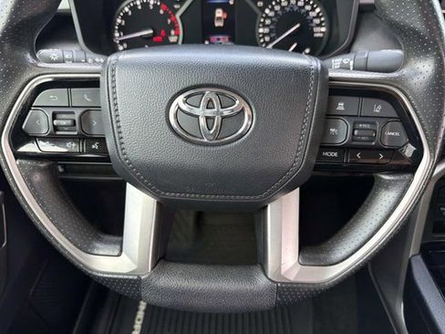 Used 2022 Toyota Tundra SR5 w/ Convenience Package RWD image 22