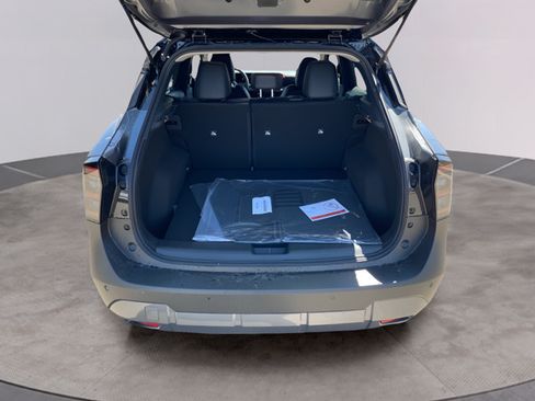 Certified 2025 Nissan Kicks SR FWD image 16