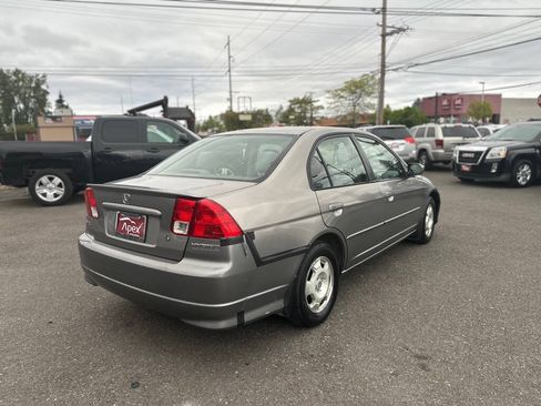 Used 2005 Honda Civic Hybrid Sedan image 6