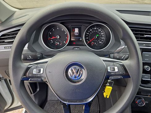 Used 2021 Volkswagen Tiguan S AWD/4WD image 22