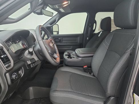 New 2026 RAM 2500 Tradesman AWD/4WD image 18