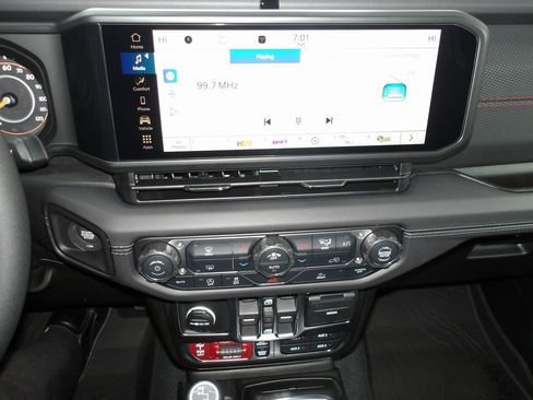 New 2026 Jeep Wrangler Rubicon image 15