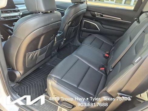 Certified 2025 Kia Telluride LX FWD image 19
