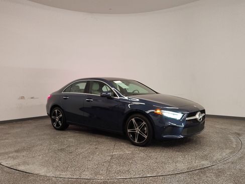 Used 2022 Mercedes-Benz A 220 image 6