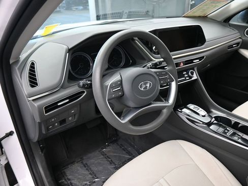 Used 2023 Hyundai Sonata SEL image 10