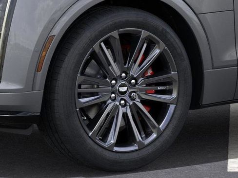 New 2026 Cadillac Lyriq V image 9