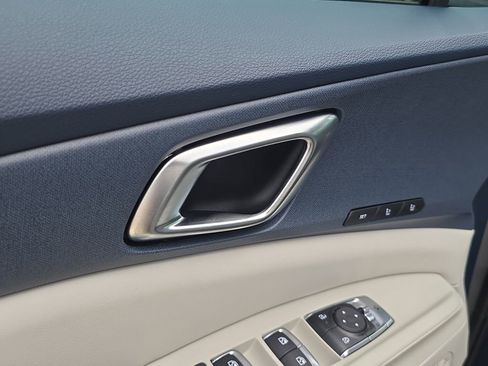 New 2026 Kia Carnival EX FWD image 20