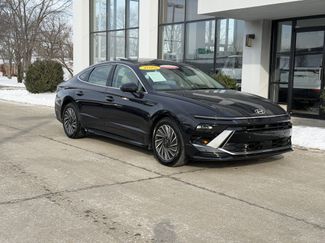 Certified 2025 Hyundai Sonata Limited video 2
