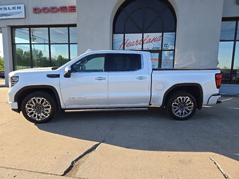 Used 2024 GMC Sierra 1500 Denali Ultimate AWD/4WD image 6