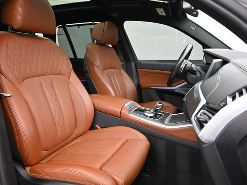 Used 2022 BMW X5 M50i w/ Executive Package AWD/4WD image 25