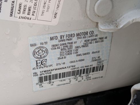 Used 2022 Ford Explorer Limited image 33