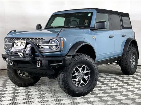 Used 2022 Ford Bronco Badlands AWD/4WD image 1