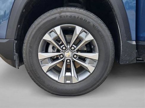 Used 2026 Chevrolet Equinox LT FWD image 22
