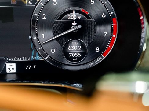 Used 2023 Bentley Flying Spur W12 AWD/4WD image 51
