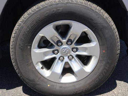 Used 2024 RAM 1500 Laramie RWD image 18