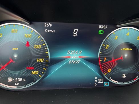 Used 2019 Mercedes-Benz C 300 4MATIC Sedan image 2