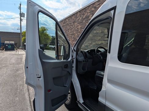 Used 2016 Ford Transit 350 XLT RWD image 15