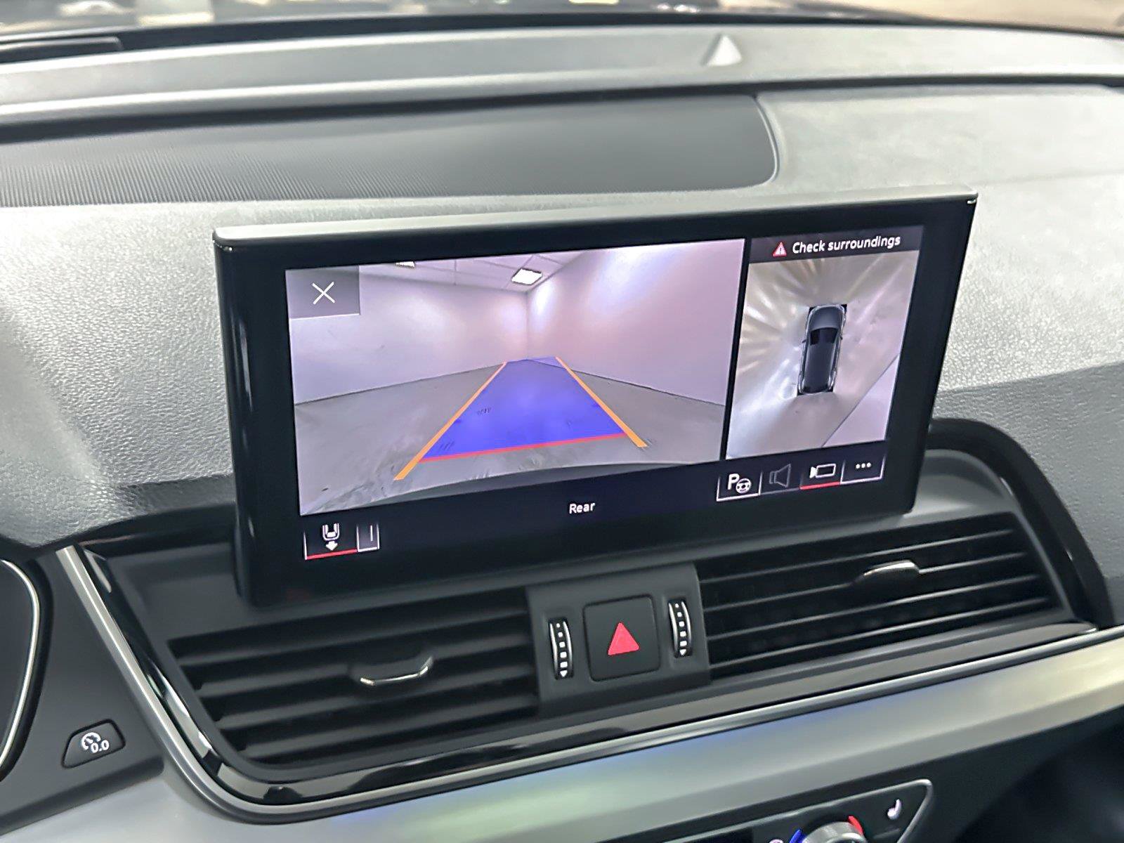 Certified 2024 Audi Q5 e Prestige AWD/4WD image 20