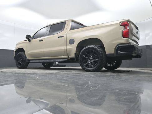 Used 2022 Chevrolet Silverado 1500 Custom Trail Boss w/ LPO, Dark Essentials Package AWD/4WD image 28