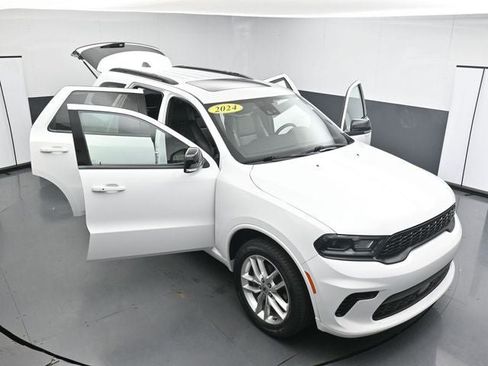 Used 2024 Dodge Durango GT AWD/4WD image 35