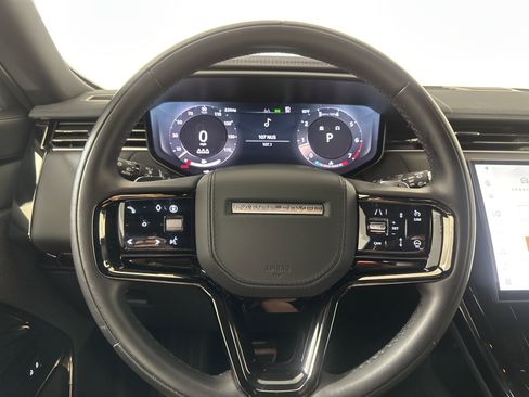 Used 2024 Land Rover Range Rover Sport Dynamic SE image 11