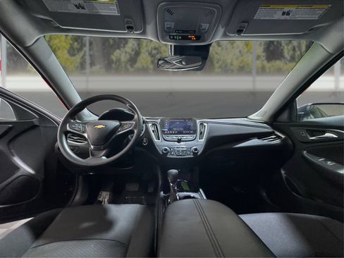 Used 2025 Chevrolet Malibu LT FWD image 21