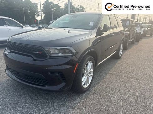 Used 2025 Dodge Durango GT AWD/4WD image 4