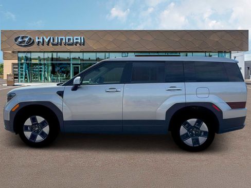 New 2026 Hyundai Santa Fe SE FWD image 3