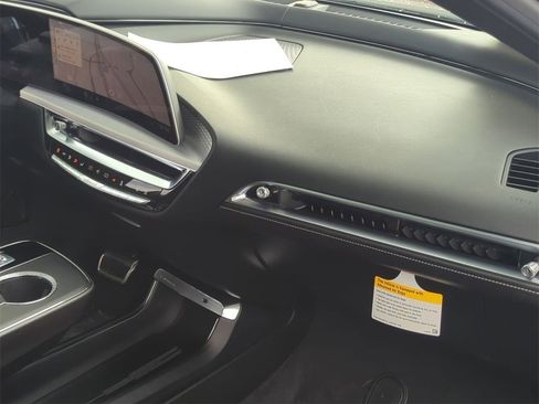 Used 2026 Cadillac Lyriq V image 28