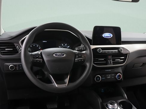Used 2022 Ford Escape SE FWD image 9