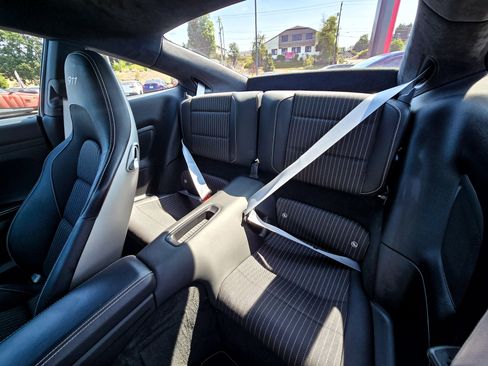 Used 2019 Porsche 911 Carrera T image 10