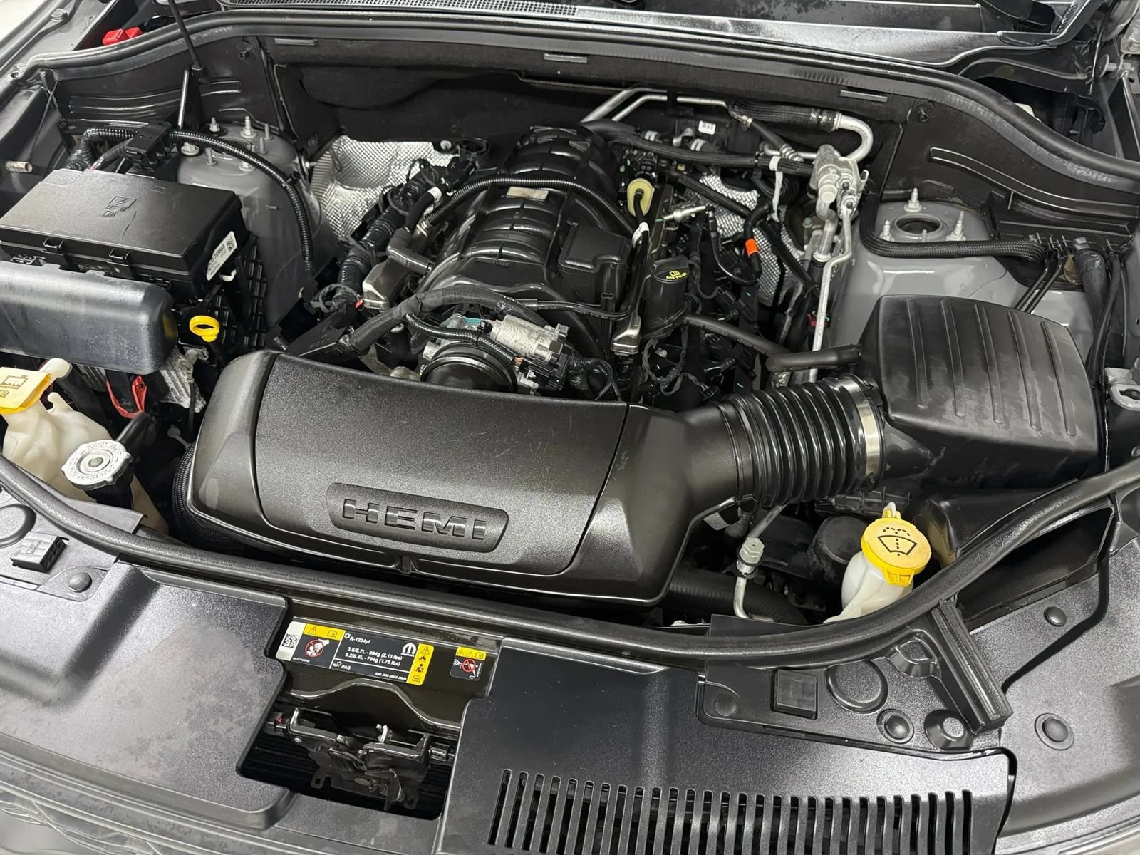 Used 2022 Dodge Durango R/T w/ Tow 'N Go Package AWD/4WD image 50