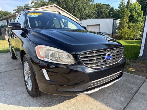 Used 2017 Volvo XC60 T5 Inscription w/ Preferred Option Package FWD image 2